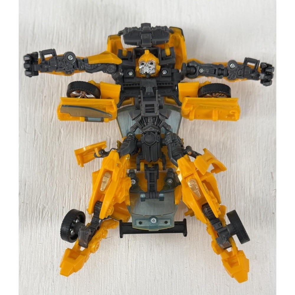 HASBORO TRANSFORMER Car BUMBLE BEE 900STRA YELLOW Cool Gift Limited